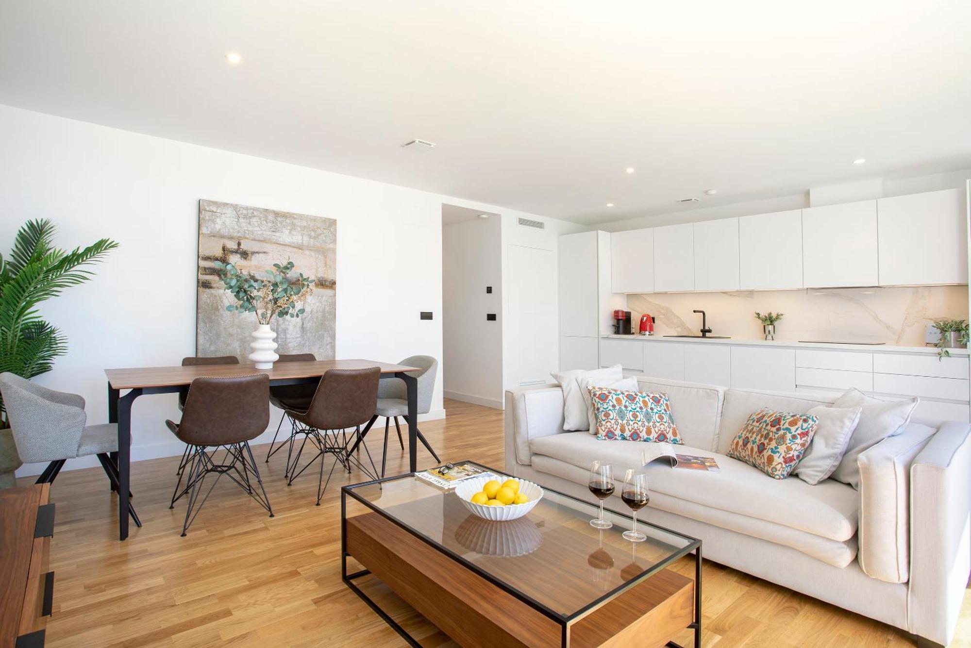 מאלגה Malagueta Beach Front Luxury Apartment By Rent Me מראה חיצוני תמונה