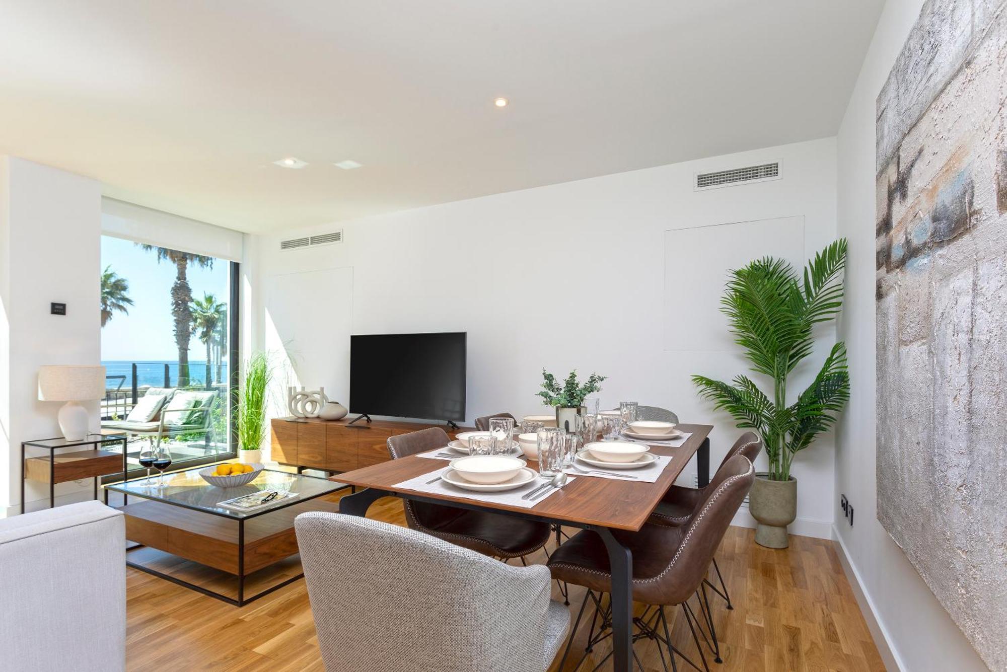 מאלגה Malagueta Beach Front Luxury Apartment By Rent Me מראה חיצוני תמונה